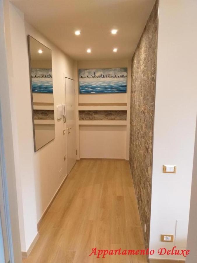 Le Rive Διαμέρισμα Ντεζεντσάνο ντελ Γκάρντα Εξωτερικό φωτογραφία